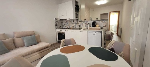 Foto Appartamento in Via Persio, Ameglia Centro di 30 m² con 2 locali