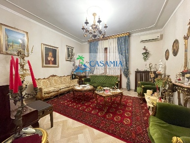 Foto Appartamento a Grottammare Centro di 170 m² con 6 locali in vendita