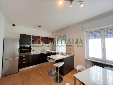 Foto Appartamento a Ivrea di 65 m² con 3 locali in affitto