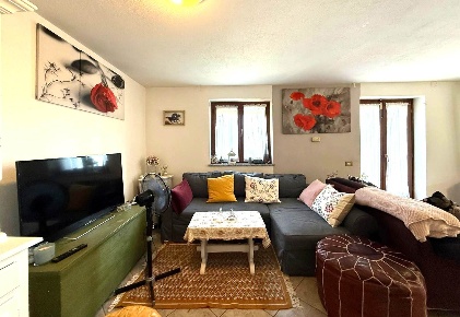 Foto Appartamento in Via Motto 20, Mese di 83 m² con 3 locali in vendita