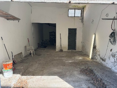 Foto Garage a Firenze San Marcellino di 50 m² con 1 locali in vendita