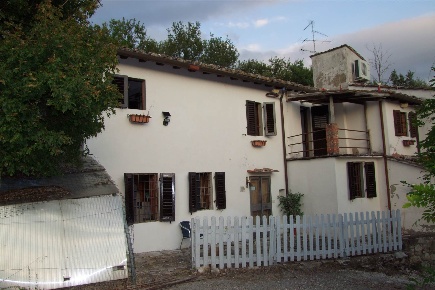 Foto Rustico a Pontassieve Centro di 67 m² con 4 locali in vendita