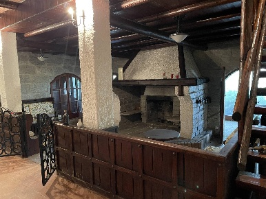 Foto Villa unifamiliare a Fortunago di 400 m² con 19 locali in vendita