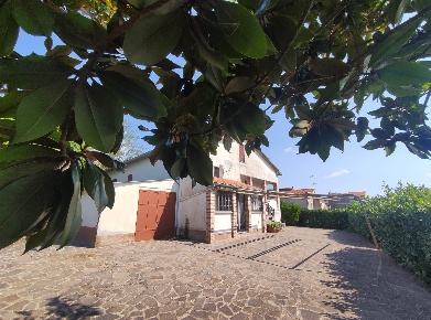 Foto Villa unifamiliare a Montefiascone Zepponami di 120 m² con 3 locali