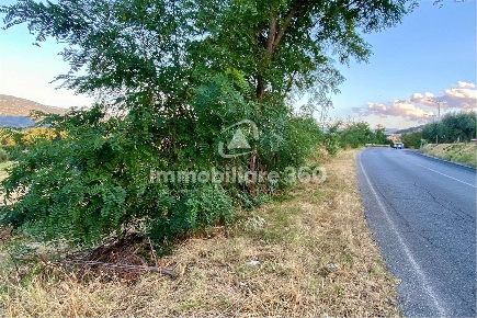 Foto Terreno edificabile in Via B. Croce, Montalto Uffugo di 2177 m²