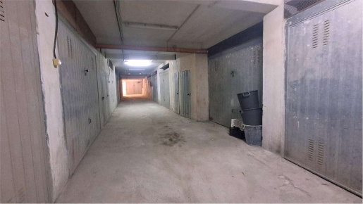 Foto Box a Capurso di 36 m² con 1 locali in vendita