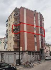 Foto Appartamento in Via Martiri della Libertà, Chieri Semicentro di 87 m²