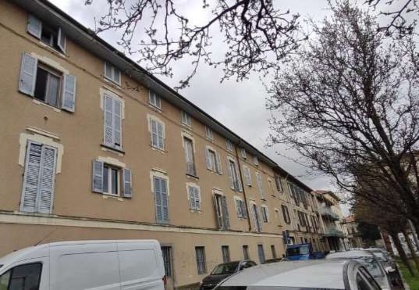 Foto Appartamento in Via Fratelli Bandiera, Busto Arsizio Frati di 68 m²