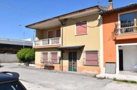 Foto Appartamento in Via Canova, Gambellara Torri Di Confine di 93 m²