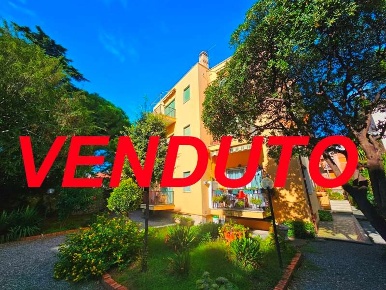 Foto Appartamento in via indiani, Diano Marina Centro di 51 m² con 2 locali