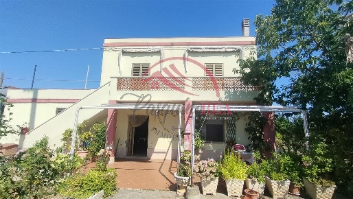 Foto Casa indipendente a Campomarino di 90 m² con 5 locali in vendita