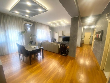 Foto Appartamento in Via Cesare Battisti CESARE BATTISTI, Pescara di 150 m²