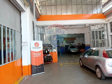 Foto Capannone industriale in Via Vespri Siciliani, Milano Giambellino