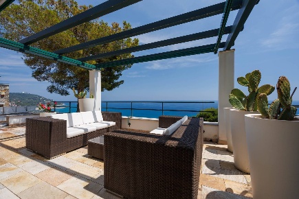 Foto Villa singola in via aurora, Andora di 140 m² con 5 locali in vendita