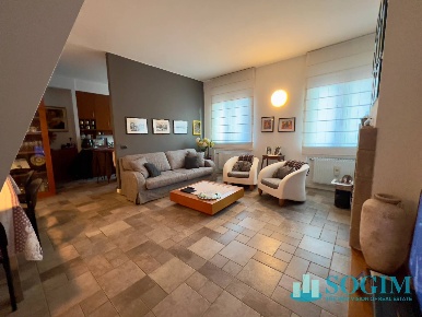 Foto Appartamento in via giotto, Albese con Cassano di 107 m² con 3 locali
