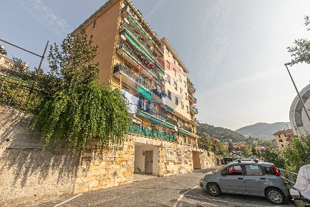 Foto Appartamento a Genova Struppa di 90 m² con 6 locali in vendita