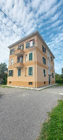 Foto Appartamento in Via Motti, Gemonio di 80 m² con 2 locali in vendita