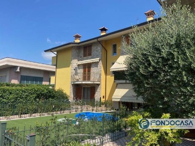 Foto Appartamento a Palazzolo sull'Oglio Centro di 56 m² con 2 locali
