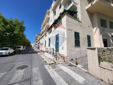 Foto Appartamento a Anzio Centro Storico di 120 m² con 4 locali in vendita