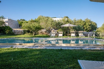 Foto Villa singola in Contrada Cervarolo, Ostuni di 600 m² con 17 locali