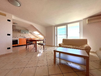 Foto Appartamento in viale Crotone, Catanzaro Catanzaro Lido di 105 m²