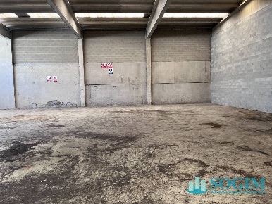 Foto Capannone industriale in Strada Provinciale, Albairate di 1750 m²