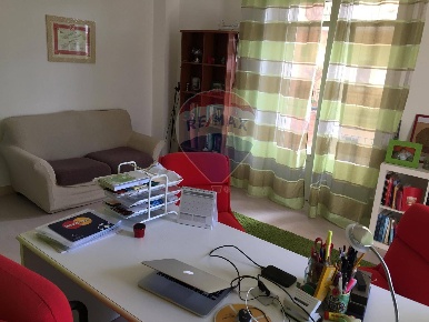 Foto Appartamento in Via Giovanni Pascoli, Caltagirone Centro di 176 m²