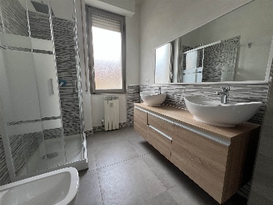 Foto Appartamento in via Stefano Canzio, Novi Ligure di 70 m² con 4 locali