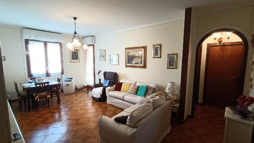 Foto Appartamento a Pistoia Collegigliato di 90 m² con 4 locali in vendita