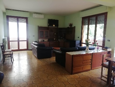 Foto Appartamento a Fucecchio Centro di 120 m² con 5 locali in vendita