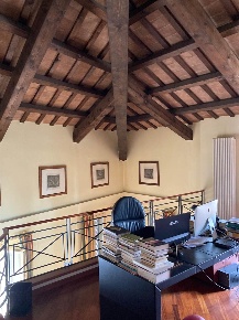 Foto Appartamento a Fano Centro Storico di 400 m² con 9 locali in vendita