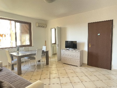 Foto Appartamento a Aci Castello di 90 m² con 3 locali in affitto
