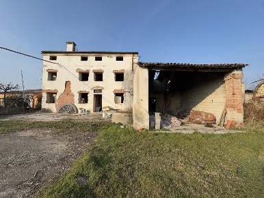 Foto Rustico in Via ROMA 1, Orgiano Centro di 675 m² con 4 locali
