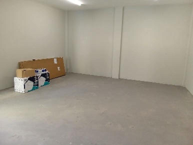 Foto Box in Via Torino 192, Nichelino di 45 m² in vendita