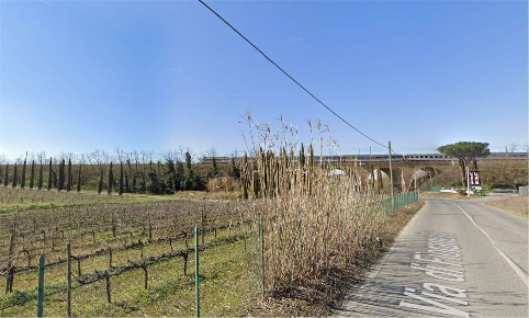 Foto Terreno agricolo in Via della Marrana di Santa Fresca, Roma di 3500 m²