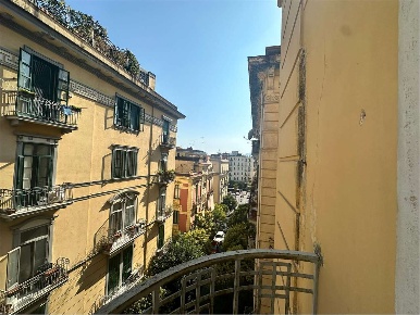 Foto Appartamento a Salerno di 170 m² con 5 locali in vendita