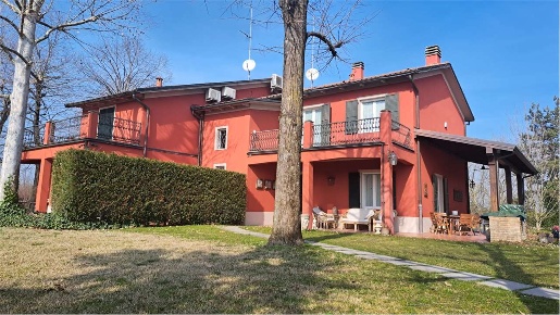 Foto Appartamento in VIA ARGIOLAS, Modena Morane - Contrada di 204 m²