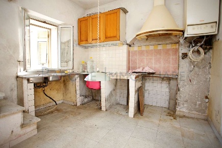 Foto Appartamento in via cavallotti, Massa Centro di 60 m² con 3 locali