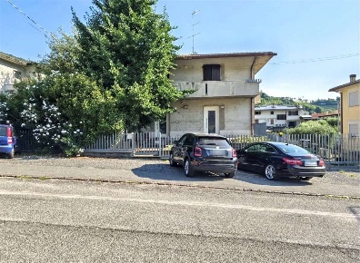 Foto Casa indipendente in Viale Vittorio Veneto, Barbarano Mossano