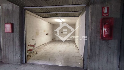 Foto Box a Novara di 18 m² con 1 locali in vendita