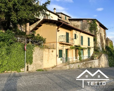 Foto Villa unifamiliare in Via Poggio Mirteto, Forano Gavignano Sabino