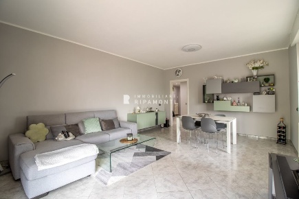 Foto Appartamento in Via Roma, Pescate di 140 m² con 4 locali in vendita