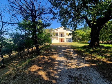 Foto Villa unifamiliare in Via porcareccia, Vacri di 400 m² con 10 locali