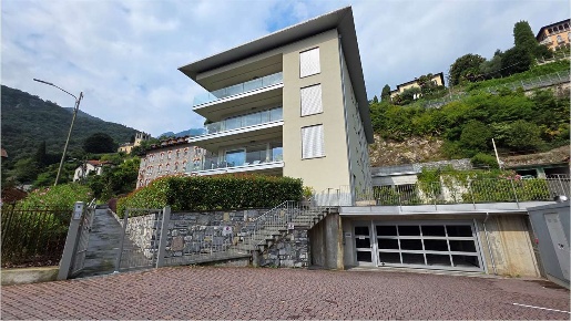 Foto Appartamento in Via Luigi Cadorna 1, Menaggio Centro di 110 m²