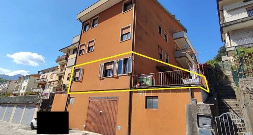 Foto Appartamento in Via Campassi, Valdagno Centro di 99 m² con 5 locali