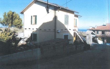 Foto Appartamento in Strada San Fortunato, San Costanzo Centro di 78 m²