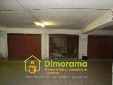 Foto Box in Via Genova 01100 Viterbo VT Italia, Viterbo di 20 m² in vendita