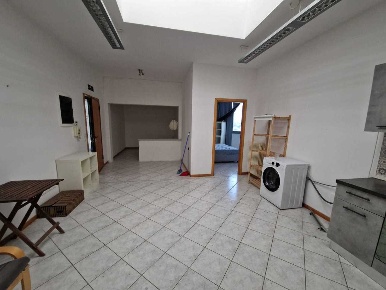Foto Ufficio in Via Marecchiese 152, Rimini di 70 m² con 3 locali
