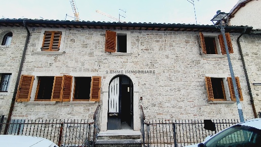 Foto Casa indipendente in VIA FALCONE E BORSELLINO, Ascoli Piceno di 85 m²