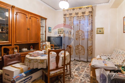 Foto Appartamento in Via Leonardo Da Vinci, Acireale di 125 m² con 4 locali